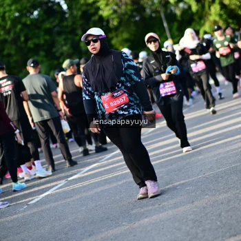 Runner Photo 4142550