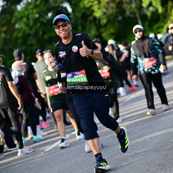 Runner Photo 4142554