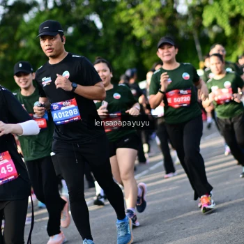 Runner Photo 4142568