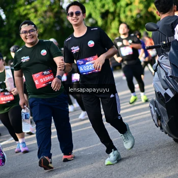 Runner Photo 4142583