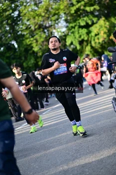 Runner Photo 4142586