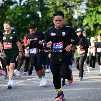 Runner Photo 4142619