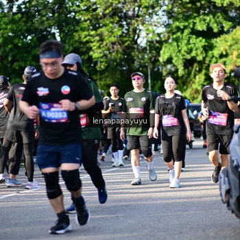 Runner Photo 4142623