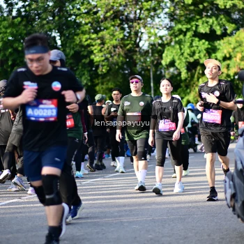 Runner Photo 4142625