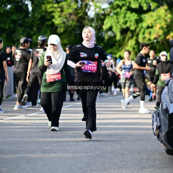 Runner Photo 4142628