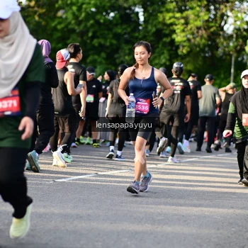 Runner Photo 4142631
