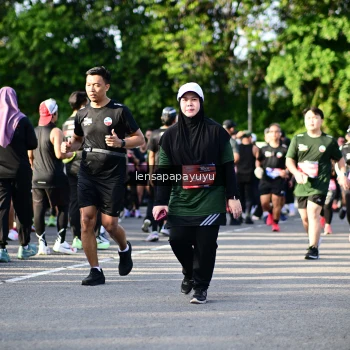 Runner Photo 4142641