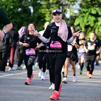 Runner Photo 4142647