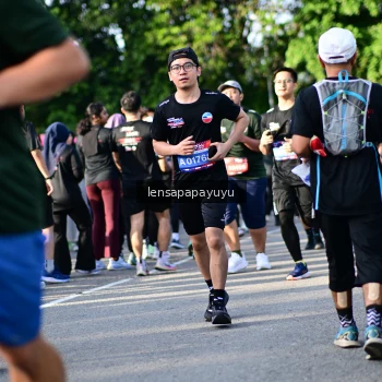 Runner Photo 4142666