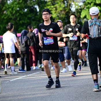 Runner Photo 4142668