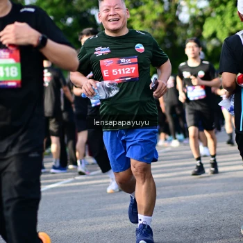 Runner Photo 4142669