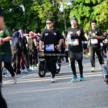 Runner Photo 4142688