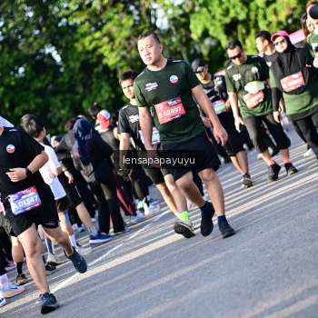 Runner Photo 4142710