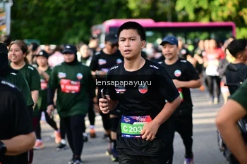 Runner Photo 4142718