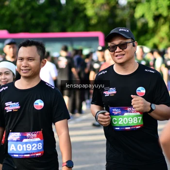 Runner Photo 4142723