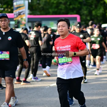 Runner Photo 4142727