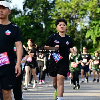 Runner Photo 4142848