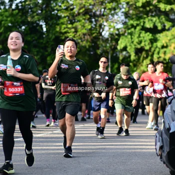 Runner Photo 4142852