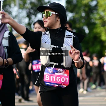 Runner Photo 4142860