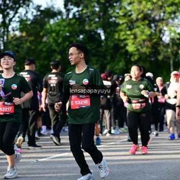 Runner Photo 4142869