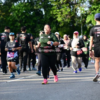 Runner Photo 4142874