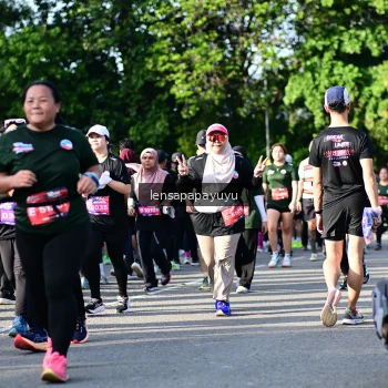 Runner Photo 4142877
