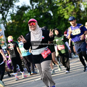 Runner Photo 4142880