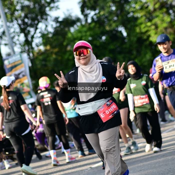Runner Photo 4142885