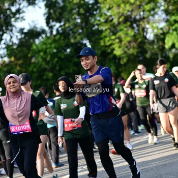 Runner Photo 4142887