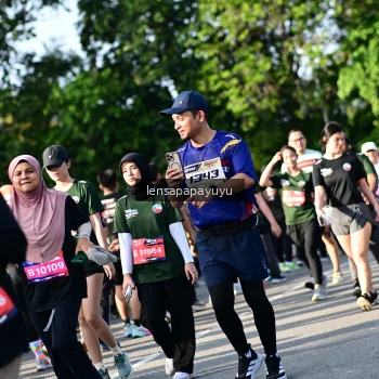 Runner Photo 4142892