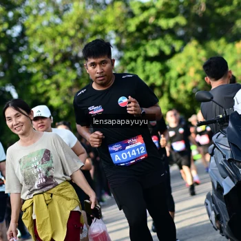 Runner Photo 4142906