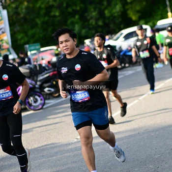 Runner Photo 4143048