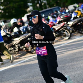 Runner Photo 4143055