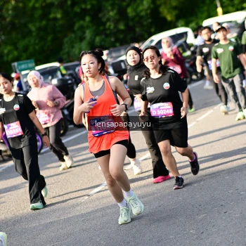Runner Photo 4143064