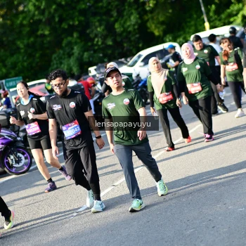 Runner Photo 4143066