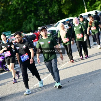 Runner Photo 4143068