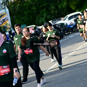 Runner Photo 4143076
