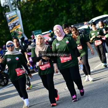 Runner Photo 4143077