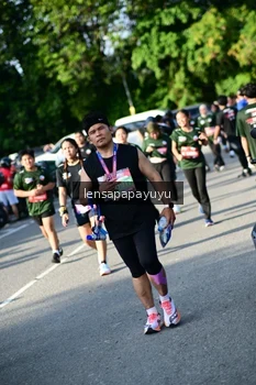 Runner Photo 4143088