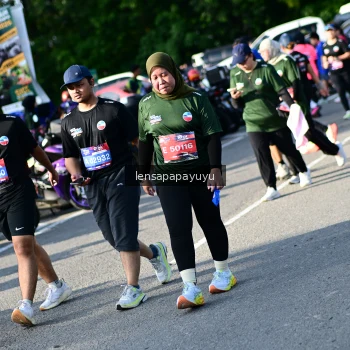 Runner Photo 4143093
