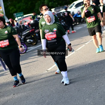 Runner Photo 4143094