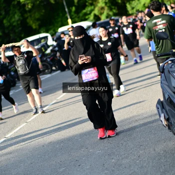 Runner Photo 4143122