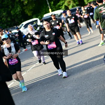 Runner Photo 4143124