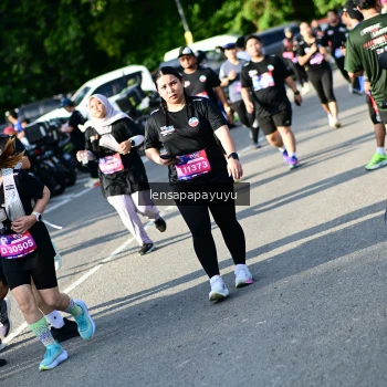 Runner Photo 4143128