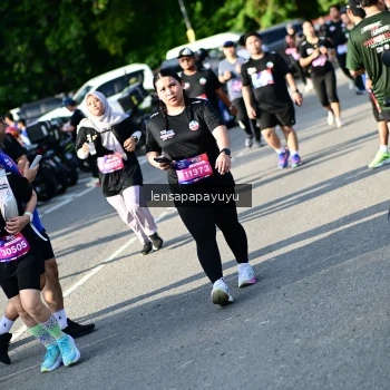 Runner Photo 4143132
