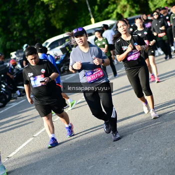 Runner Photo 4143143