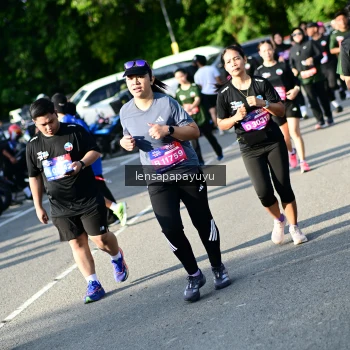 Runner Photo 4143145