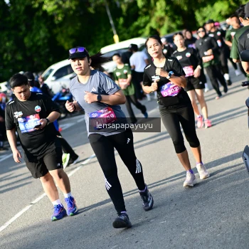 Runner Photo 4143146