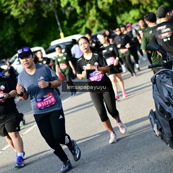 Runner Photo 4143148