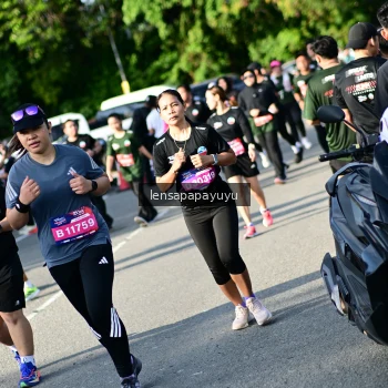 Runner Photo 4143150